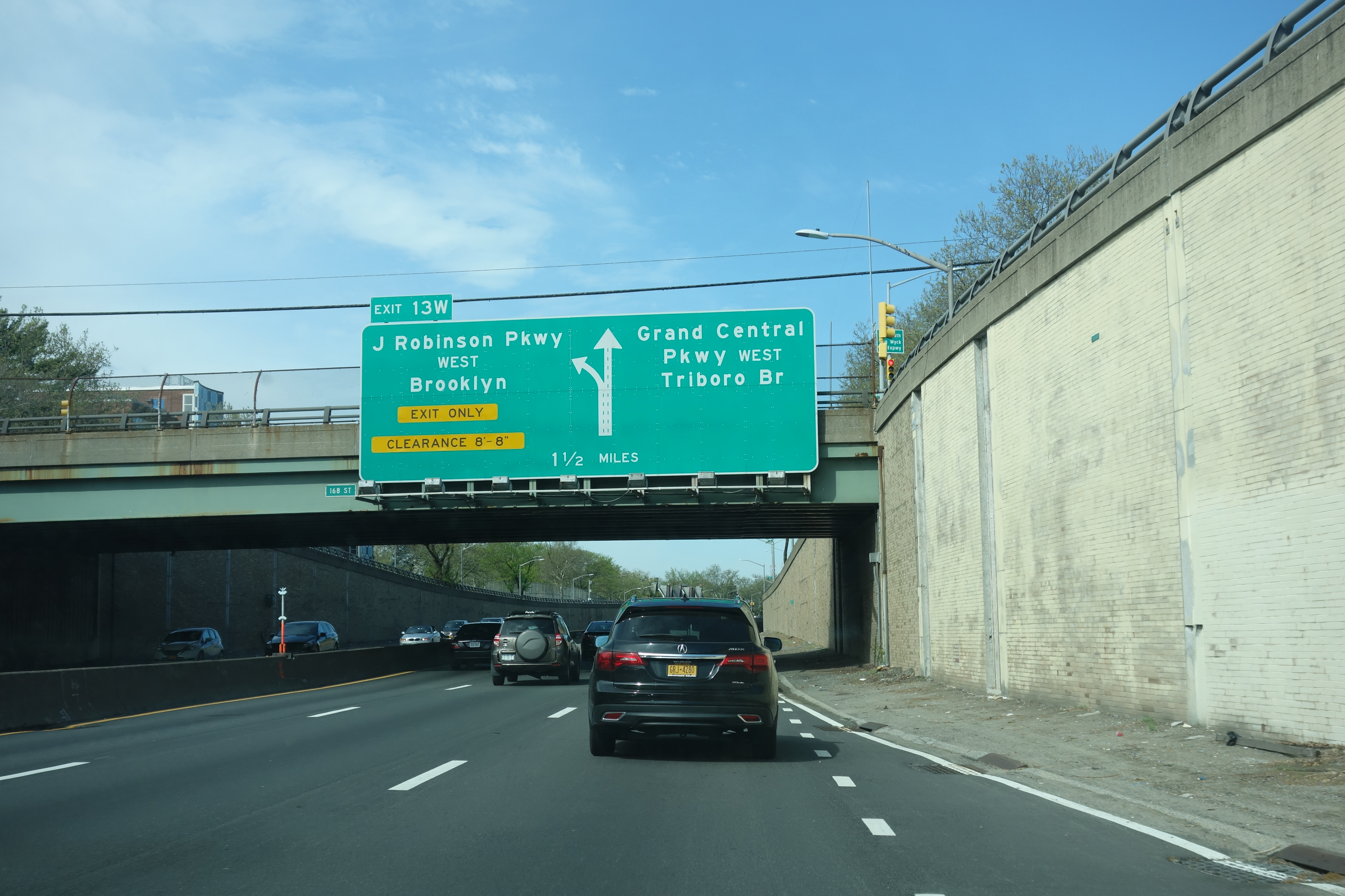 Grand Central Parkway - Wikipedia