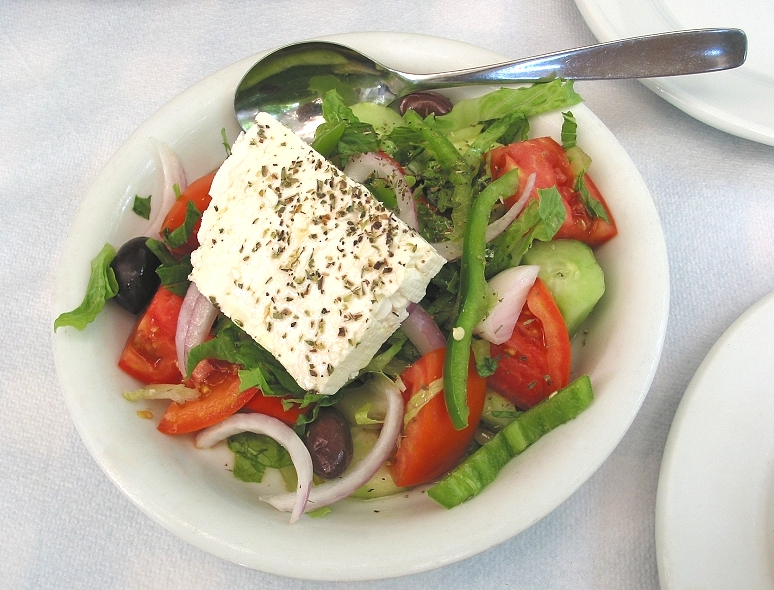 File:Greek Salad Choriatiki.jpg