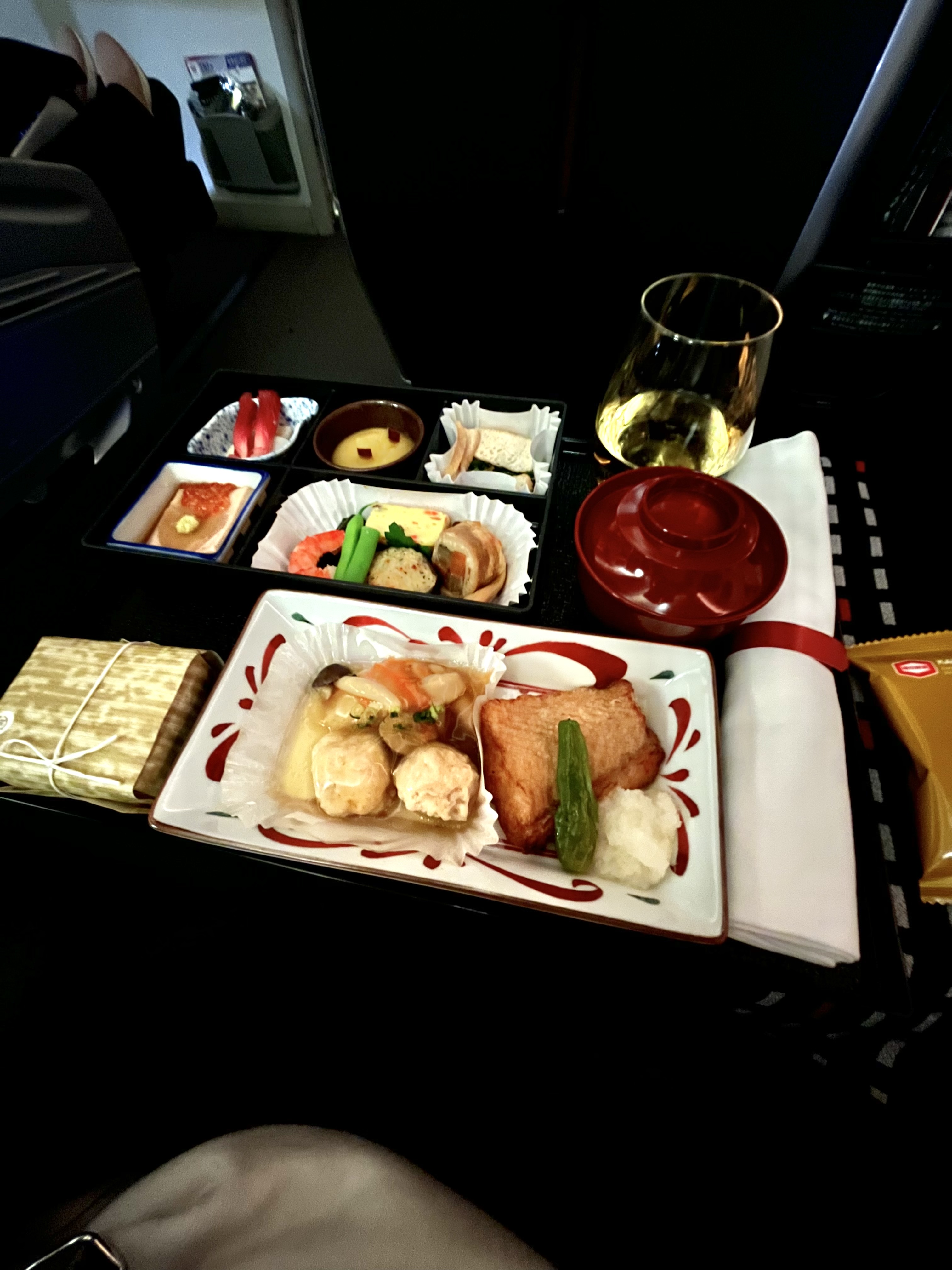 File:Japan Airlines business class food from Haneda to Manila.jpg