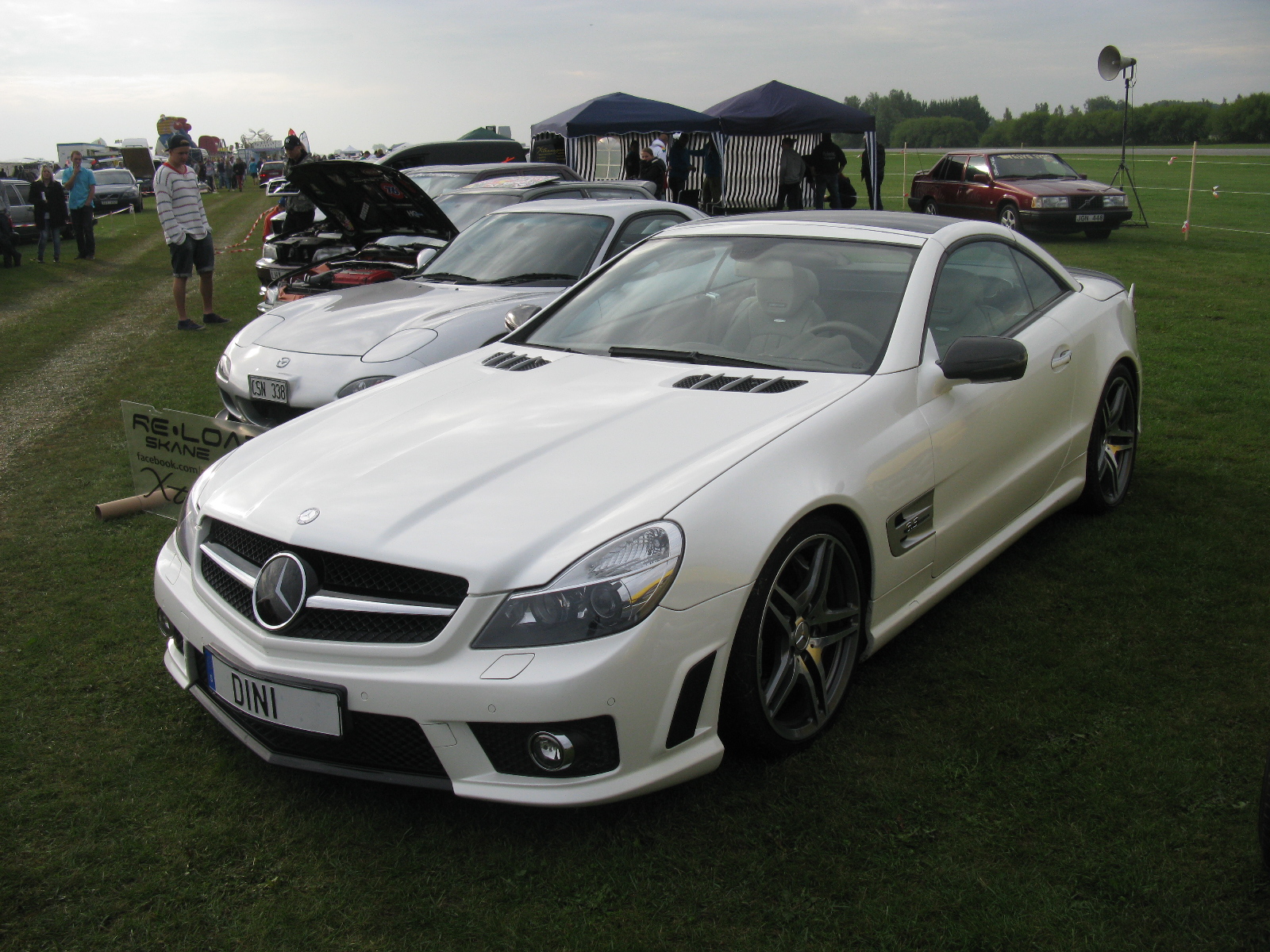 Mercedes SL 63 AMG White