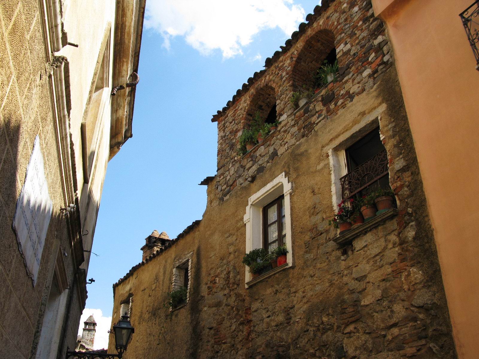 Picture of houses in Nuoro