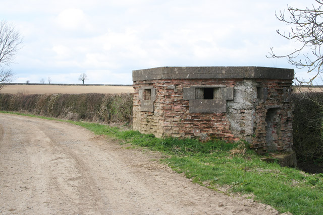 File:Pill Box on Teigh Lane - geograph.org.uk - 148967.jpg