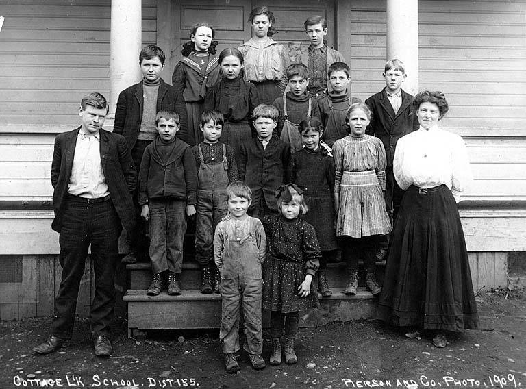 File:School children stading in front of Cottage Lake School, King County, Washington, 1909 (WASTATE 1133).jpeg