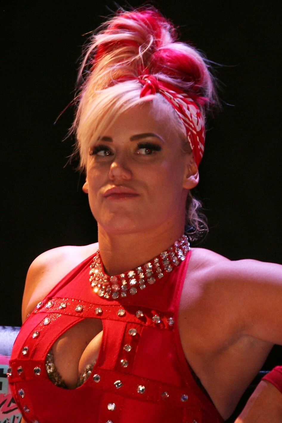 Taya Valkyrie picture