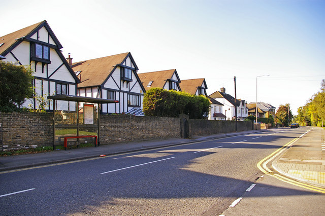 File:The Ridgeway, Enfield - geograph.org.uk - 1049243.jpg