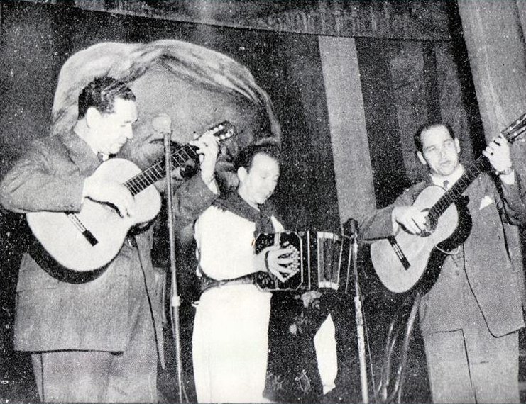 Archivo:Tránsito Cocomarola - Emilio Chamorro - Samuel Claus - 1950.jpg