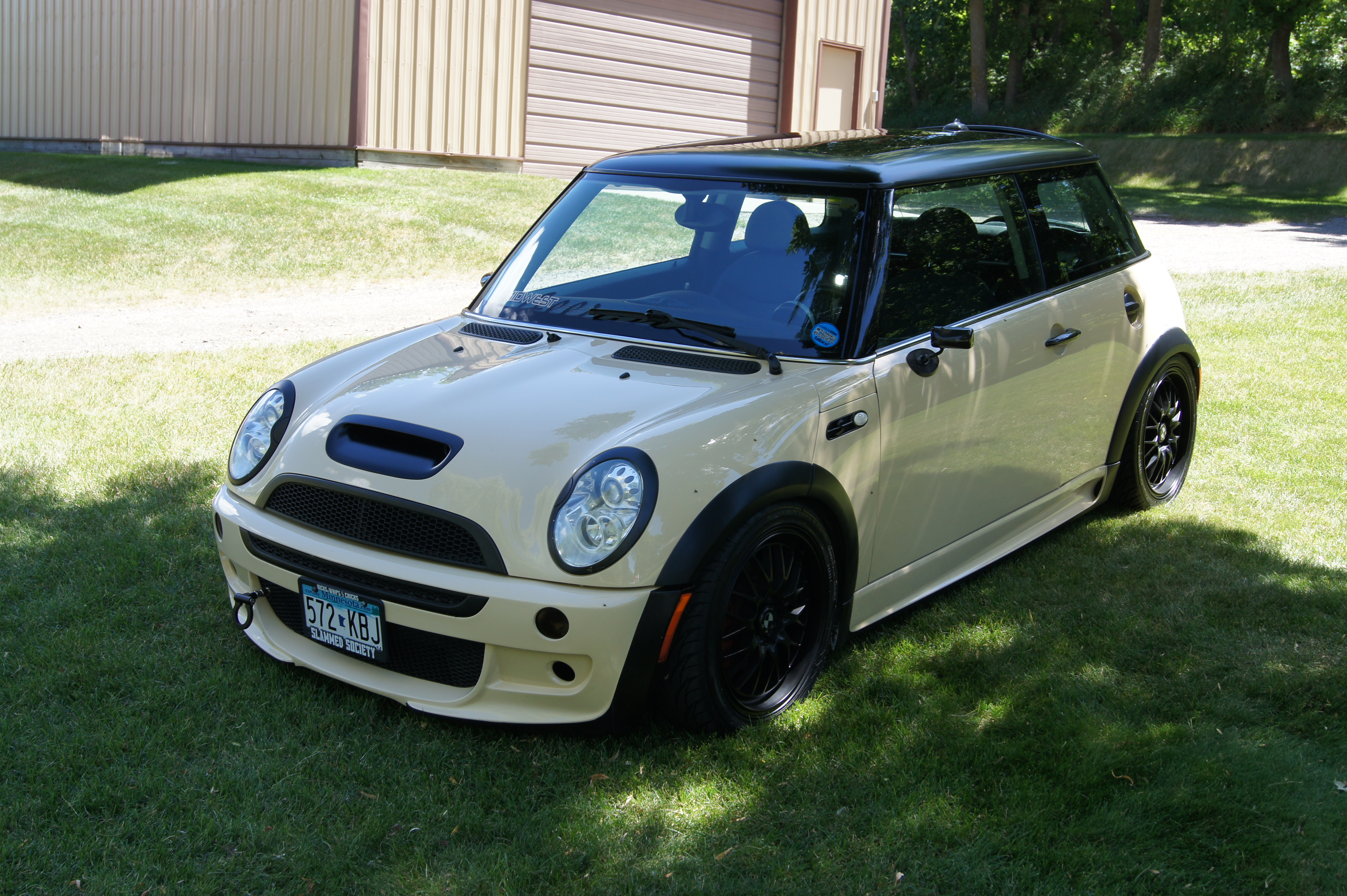 File:The rearview of BMW MINI COOPER CLUBMAN (F54).jpg - Wikimedia Commons