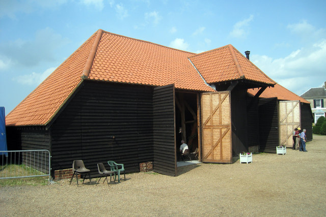 File:Barn at Preston Court Farm - geograph.org.uk - 1374401.jpg