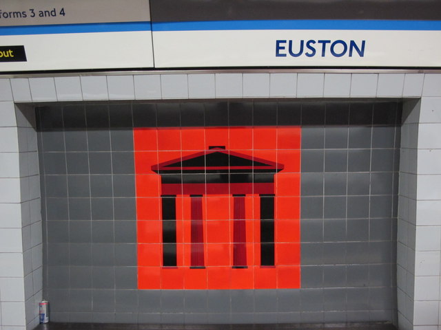 File:Euston tube station, Victoria Line, ceramic tiles (geograph 4534009).jpg
