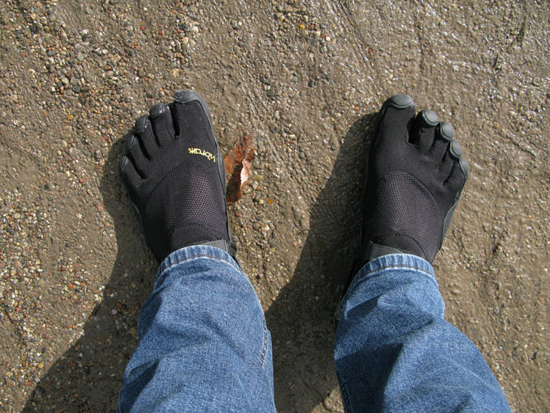 CR4 - Blog Entry: Product Review: Women's Vibram Five Fingers KSO Shoes