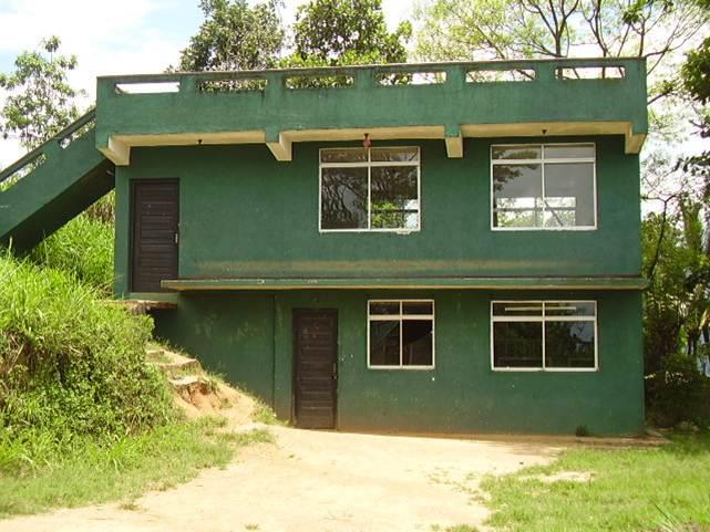 File:Gunarathna Cabin in Lake View Park International Scout Centre .jpg