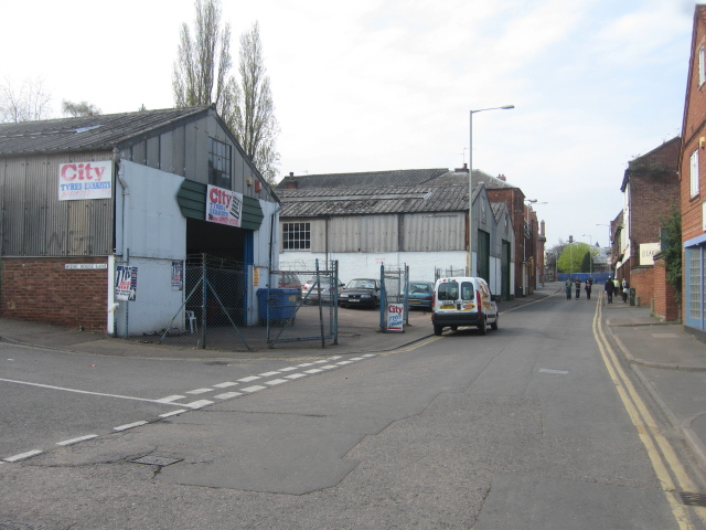 File:Industrial units along King Street - geograph.org.uk - 2146761.jpg