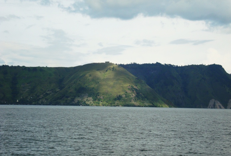 File:Lake Toba, North Sumatra (158).JPG