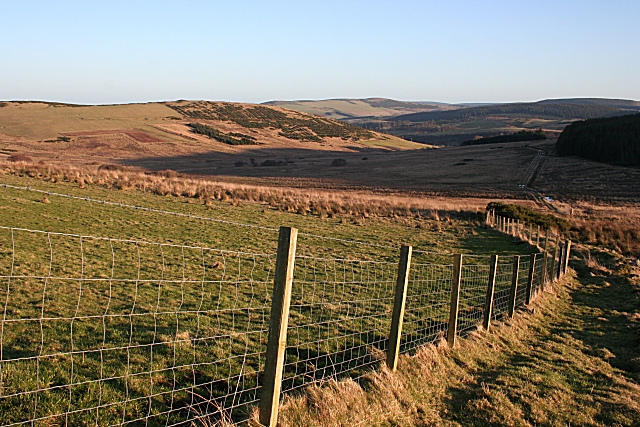 File:Looking towards Cairnborrow - geograph.org.uk - 679848.jpg