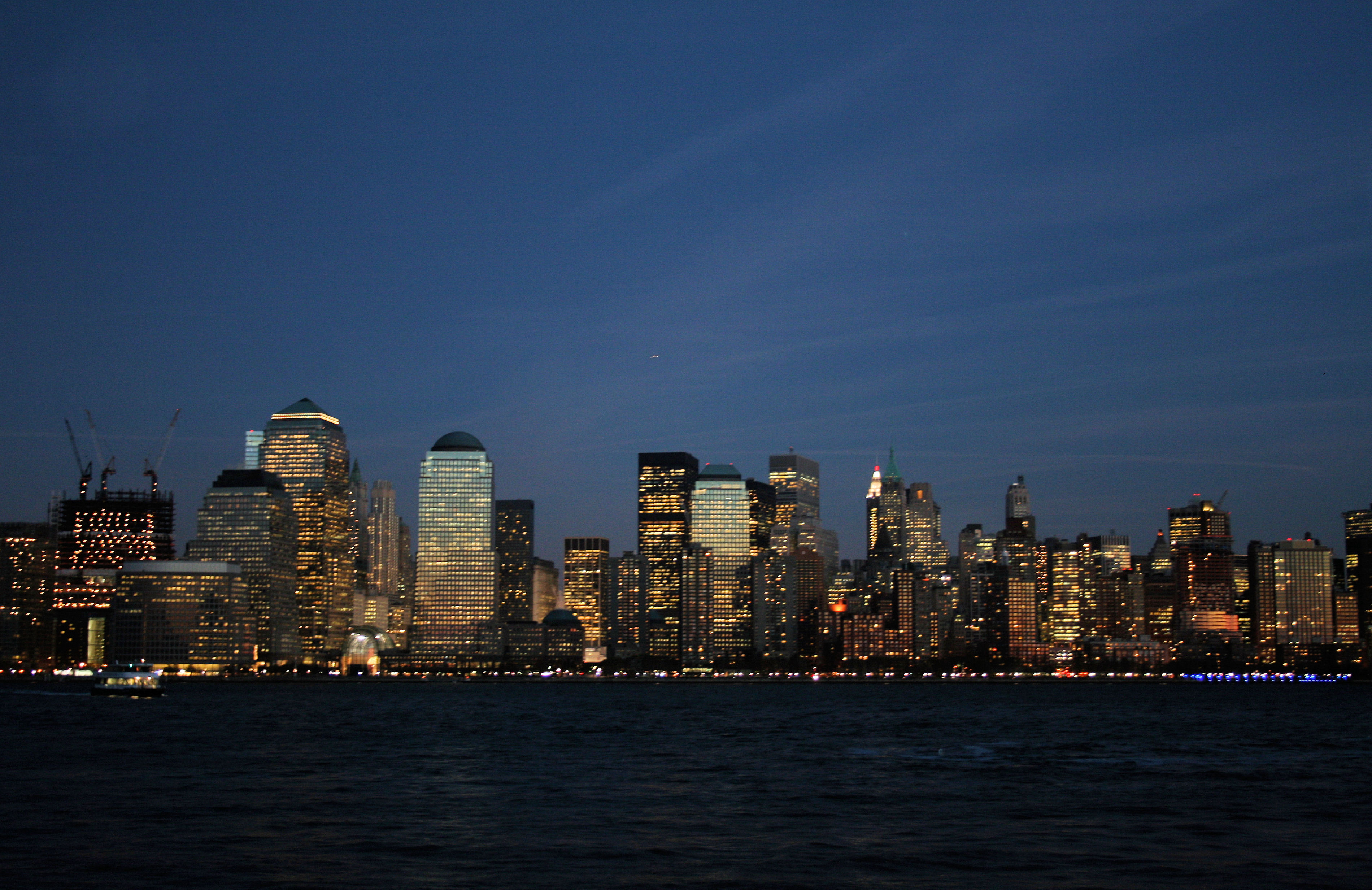 File:Manhattan Skyline.jpg - Wikimedia Commons