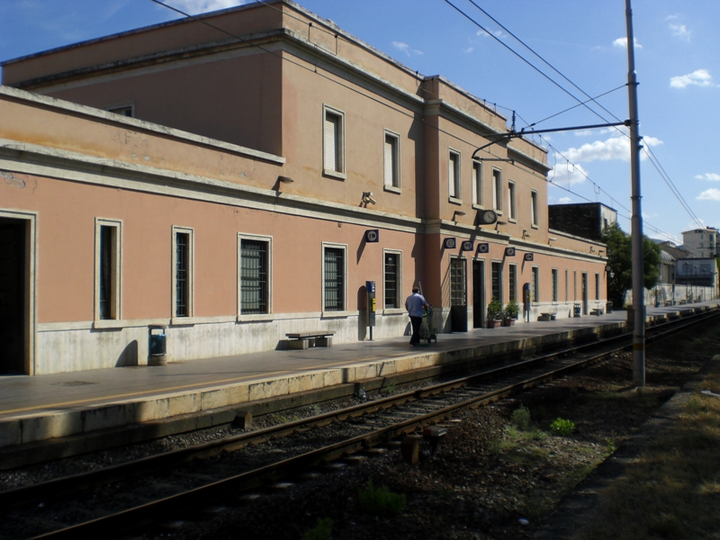 File:Montecatini Centro FS 1.JPG