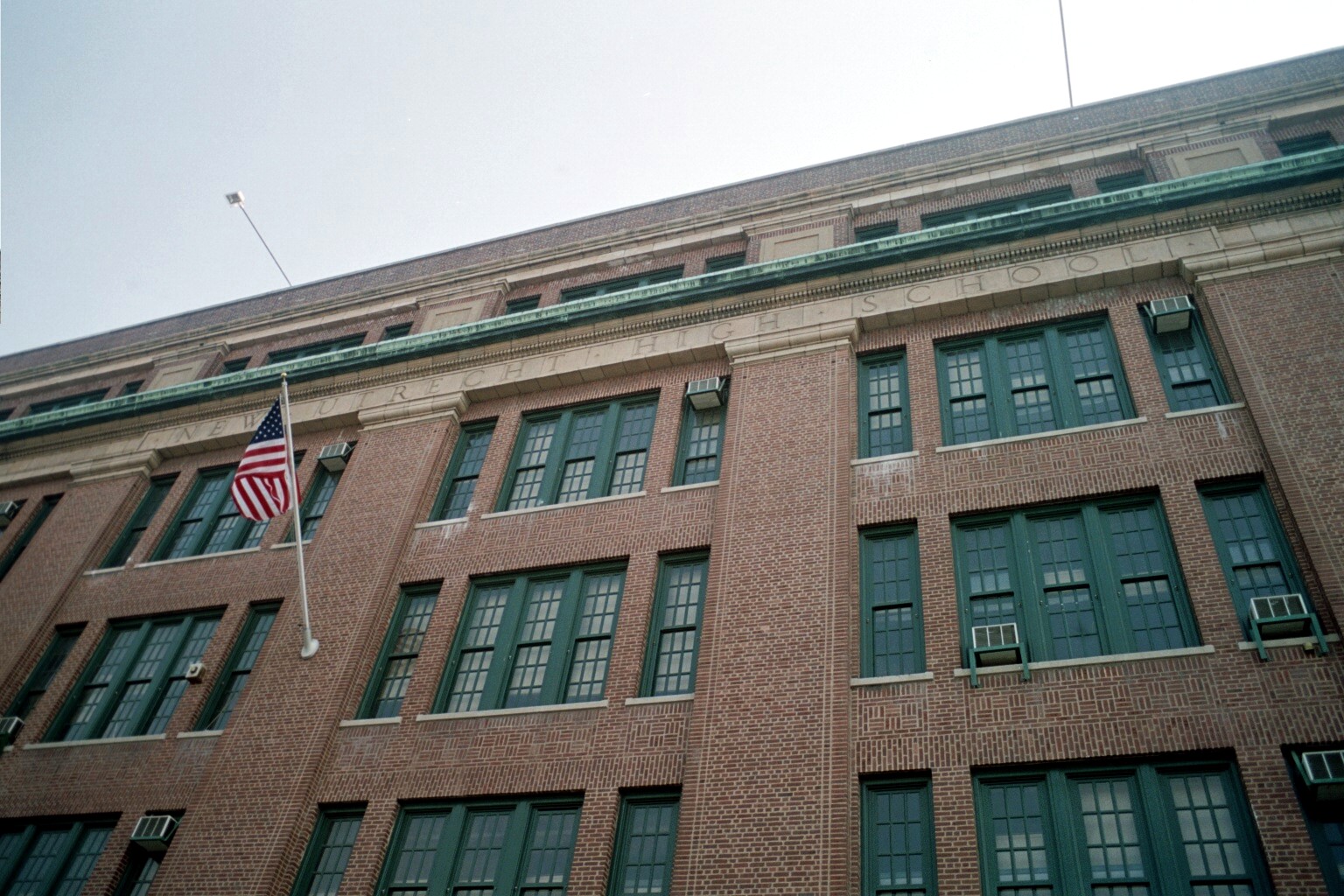 File New  Utrecht  High School 2003 3 jpg Wikimedia Commons