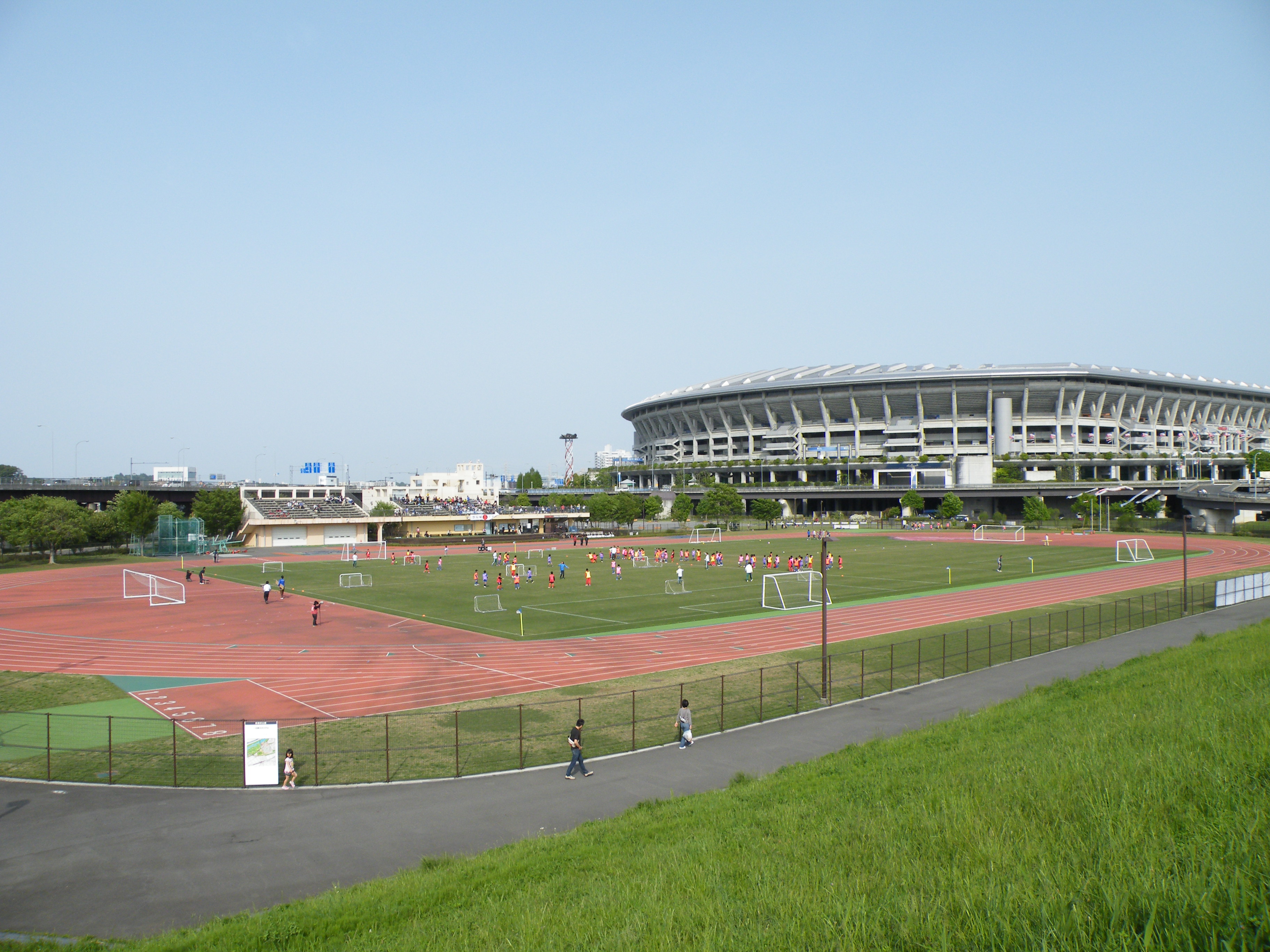 新横浜公園 Wikipedia