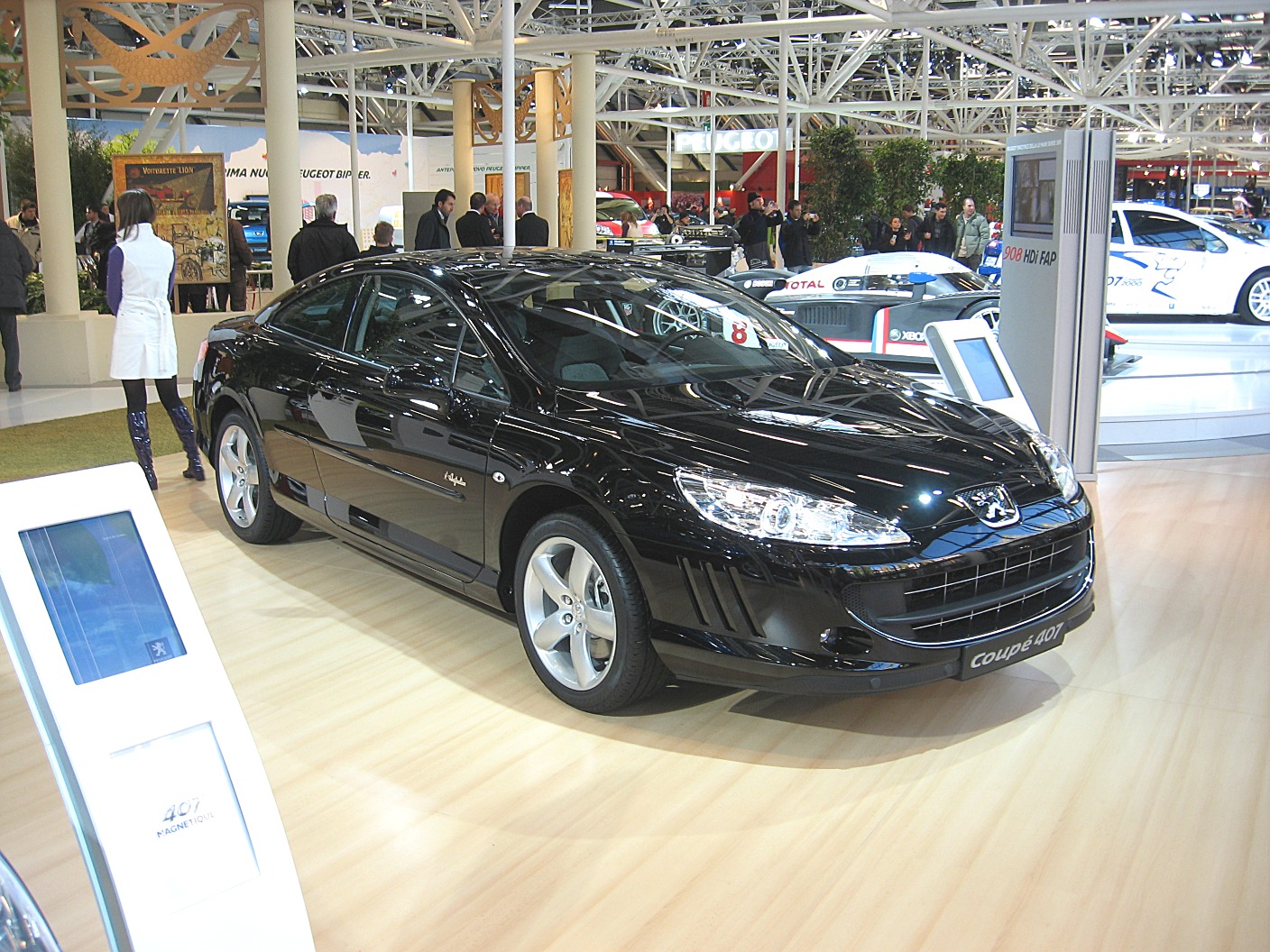 File:Peugeot 407 black vl.jpg - Wikimedia Commons