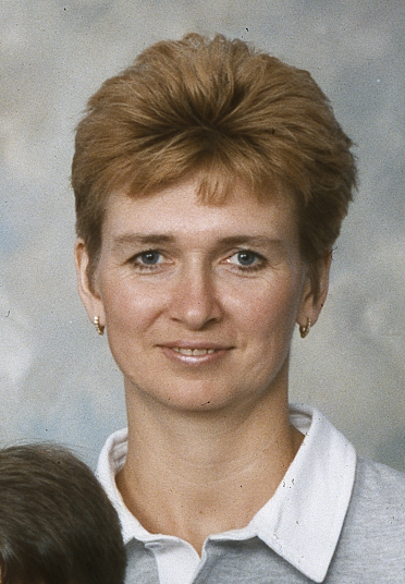 STS-84 crew (cropped) Yelena Kondakova.jpg