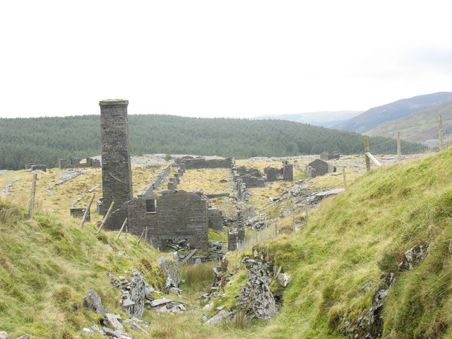 File:The stacked engine house and slate mill at Rhiwbach - geograph.org.uk - 575120.jpg