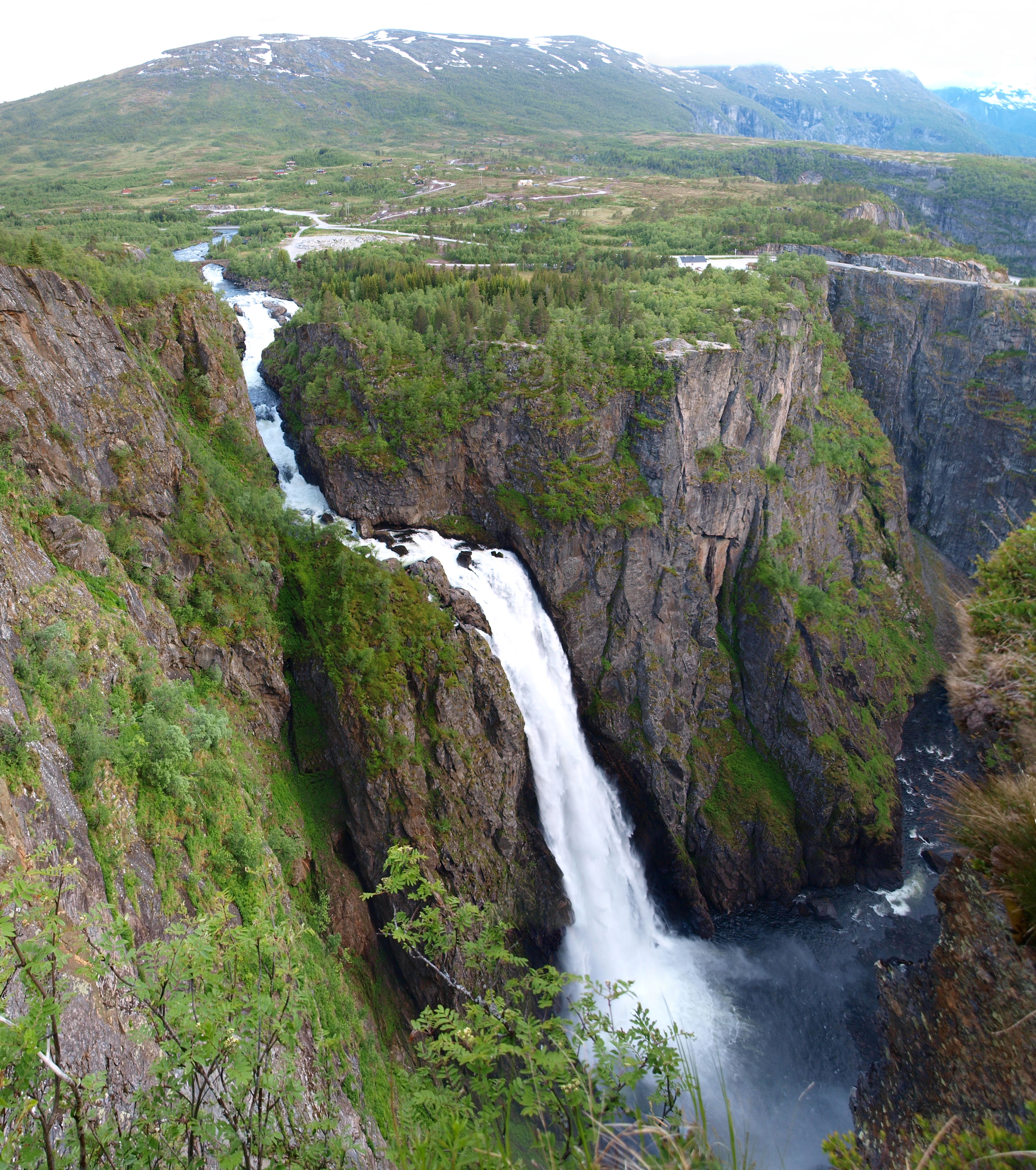 Файл:Vøringsfossen, mosaic.jpg