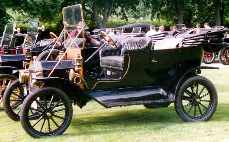 File:1911 Ford Model T Touring 4.jpg