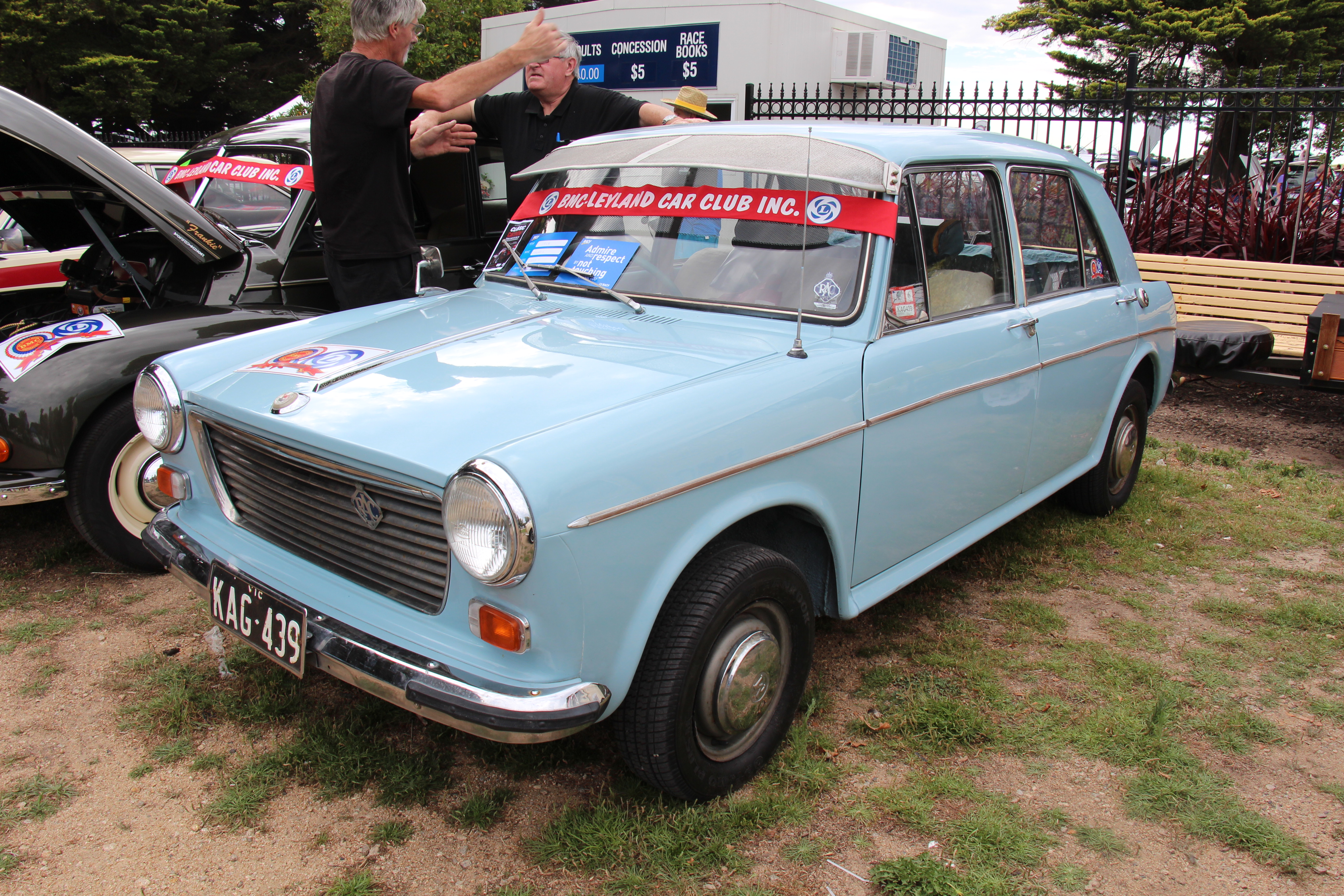 Morris 1100 автомобиль