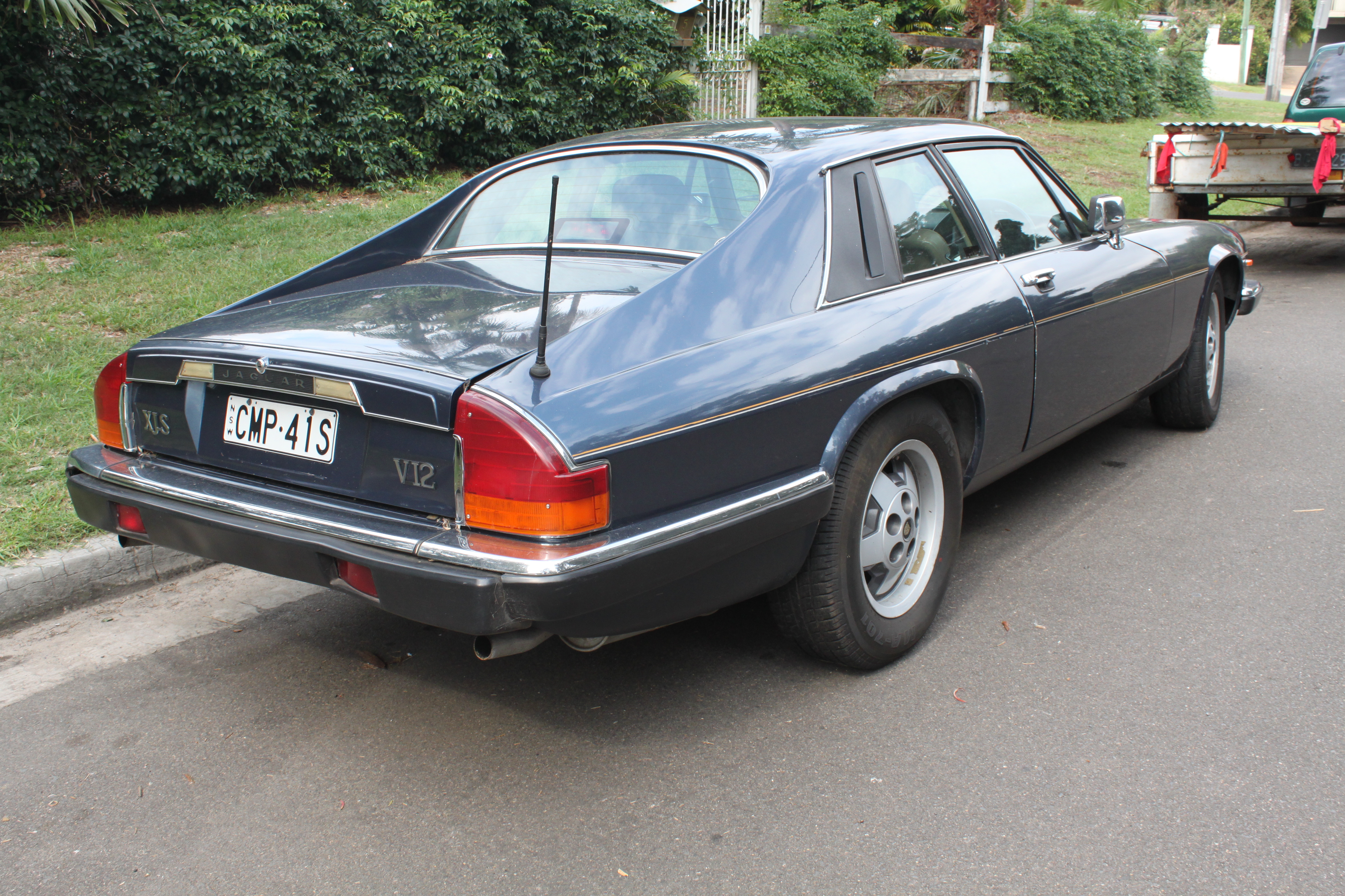 Jaguar xj6 1975