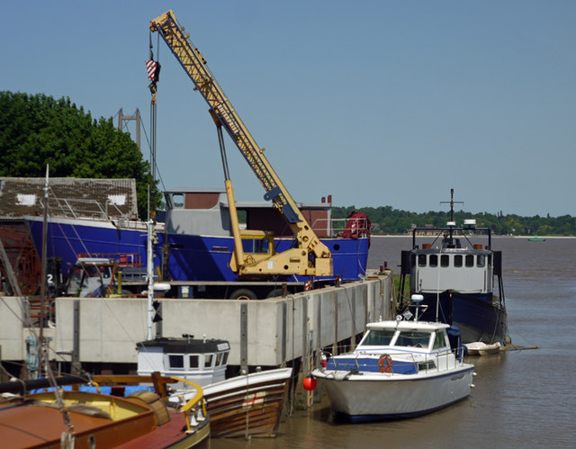 File:Barton Haven - geograph.org.uk - 1332225.jpg