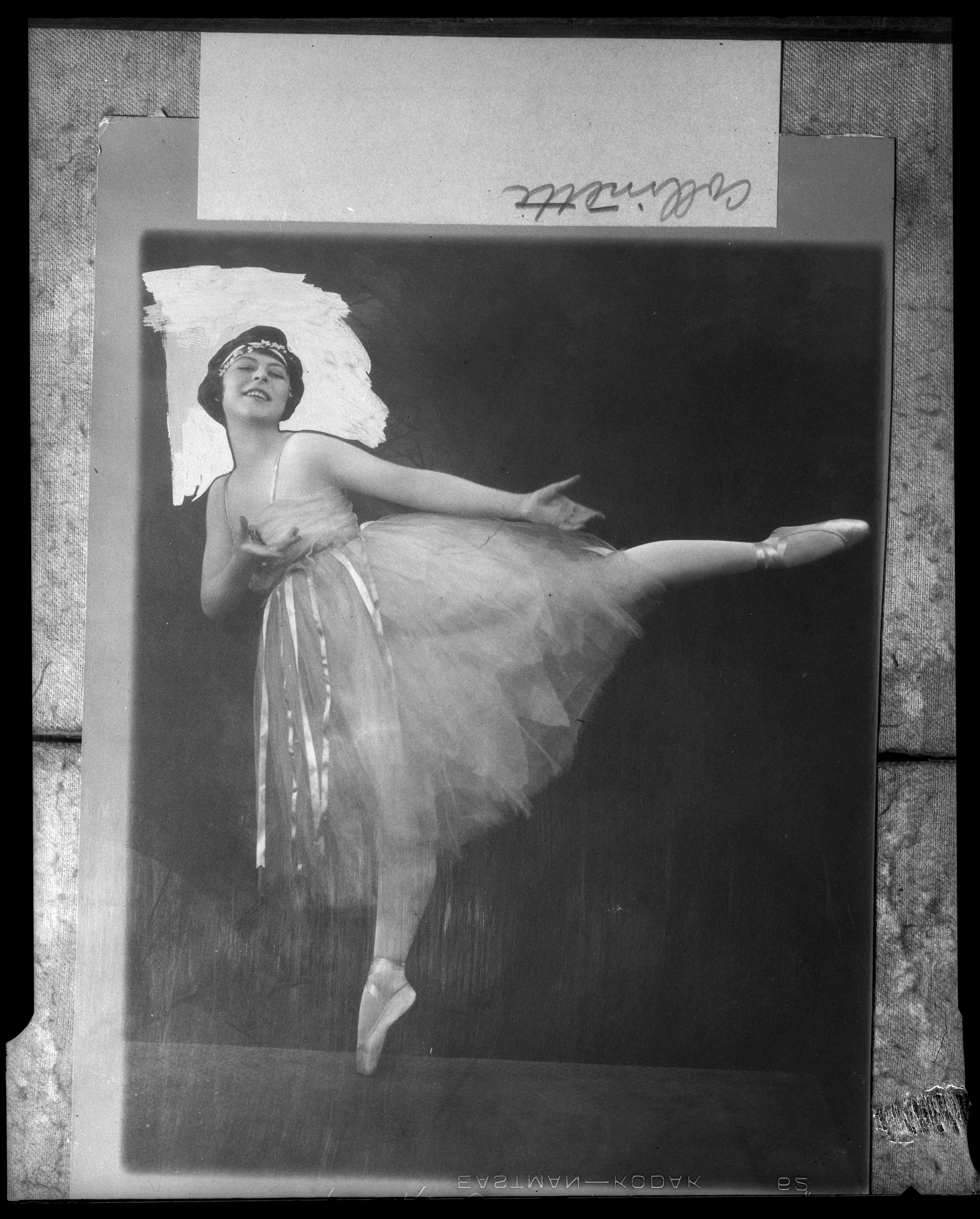 File Beatrice Collenette ballet dancer Los Angeles 1930s.jpg