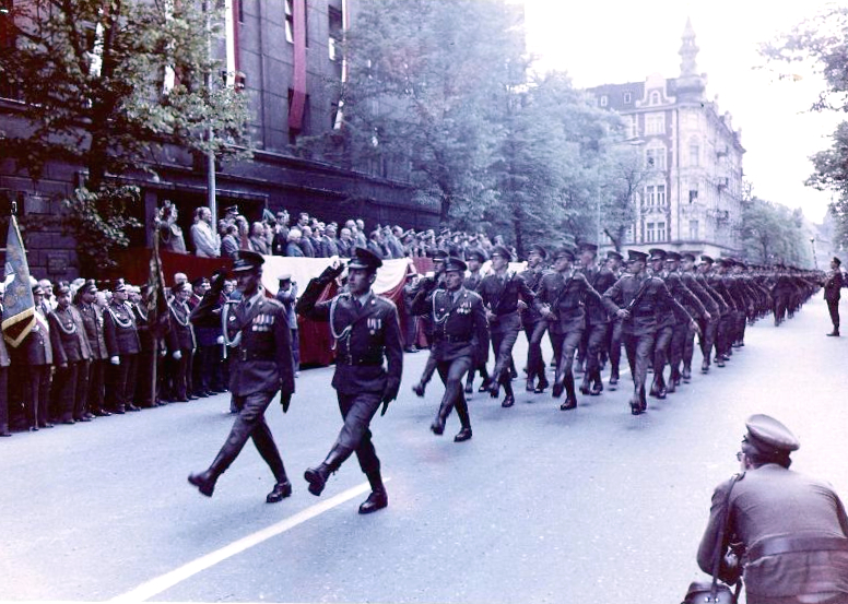 File:Border Protection Forces in Gliwice, 1978 01.jpg