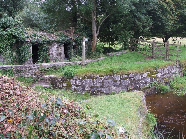 File:By the Lynher, Bathpool - geograph.org.uk - 530661.jpg