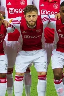 File:Dnepr-Ajax (9), Schone crop.jpg