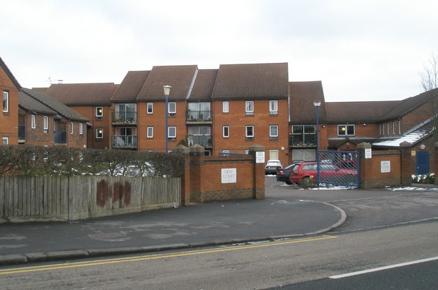 File:Dray Court - geograph.org.uk - 1154375.jpg