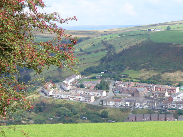 File:Head of the Valley, Senghenydd - geograph.org.uk - 248431.jpg