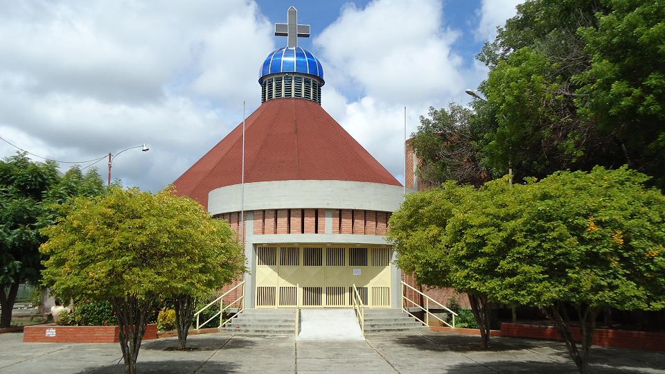 File:Iglesia de San Martín de Porres (Ambrosio).jpg - Wikimedia Commons