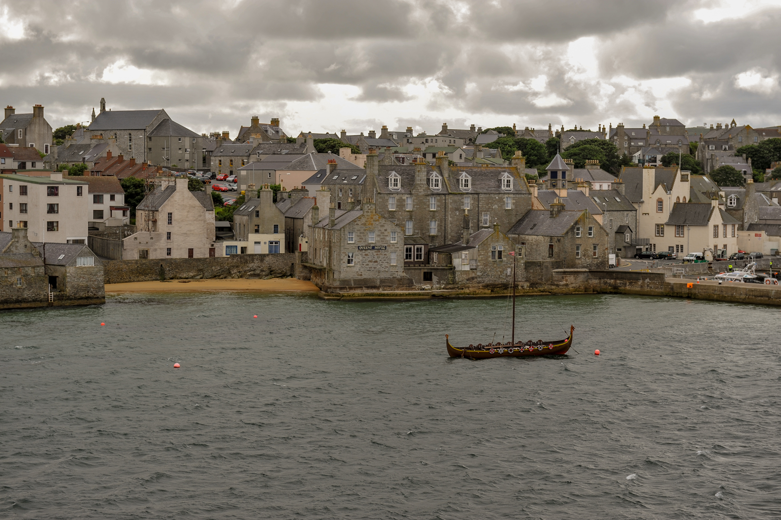 Lerwick%2C_Shetland%2C_August_2010.jpg