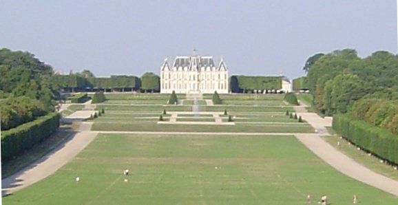 http://upload.wikimedia.org/wikipedia/commons/6/61/Parc_de_Sceaux-Rec.jpg