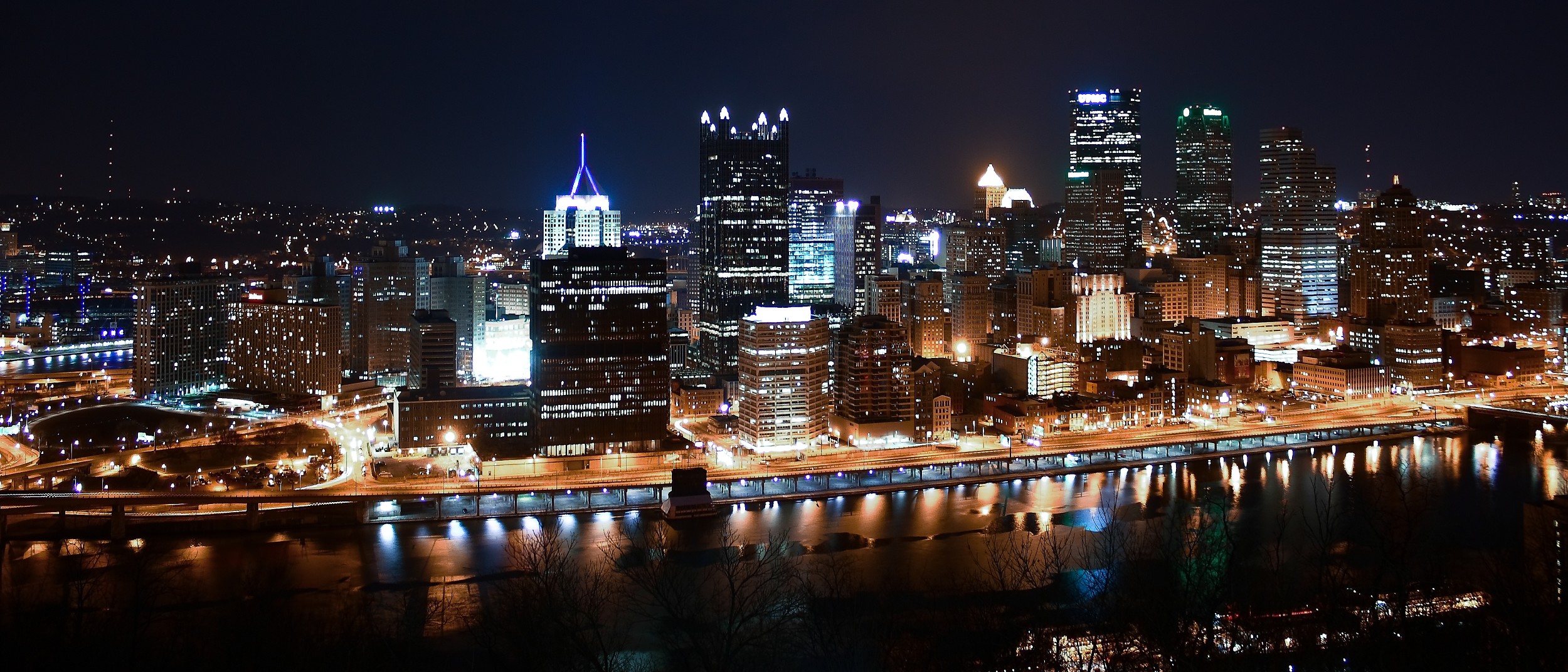 Pittsburgh_skyline_night.jpg