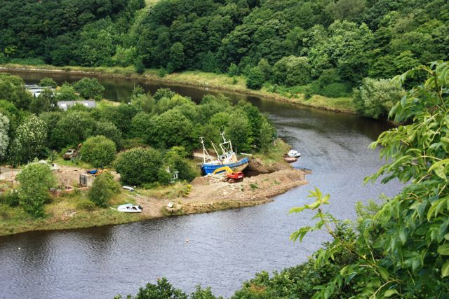 River Esk near Whitby - geograph.org.uk - 1429798