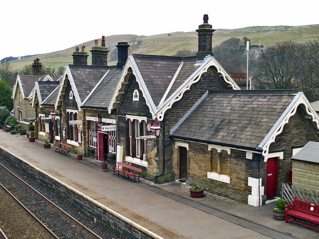 Settle railway station - Wikipedia