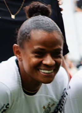 <span class="mw-page-title-main">Grazielle</span> Brazilian footballer (born 1981)