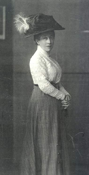 Susanne von Nathusius, etwa 1910
