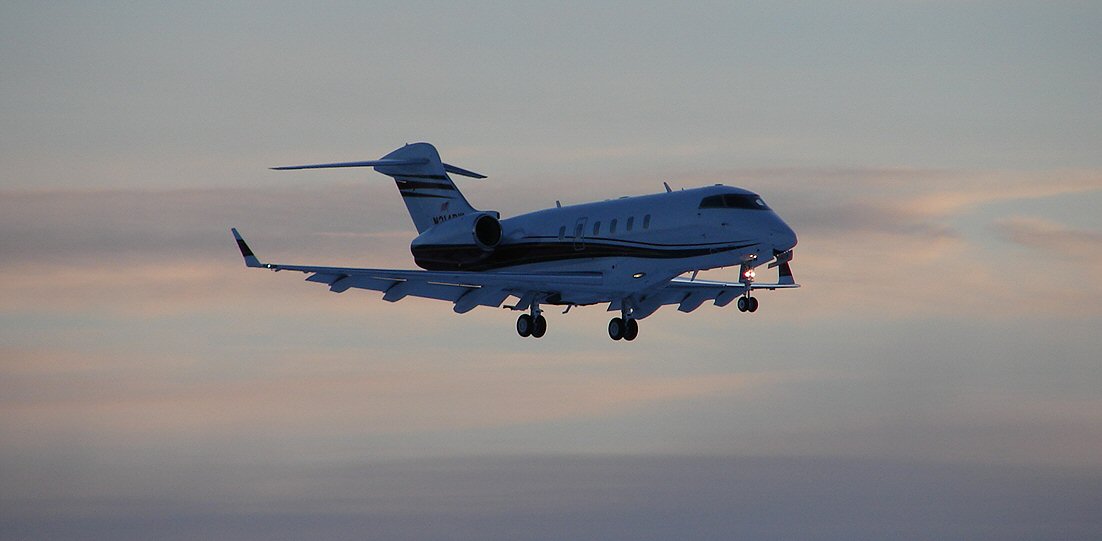 The Bombardier Challenger 300 (388277134).jpg