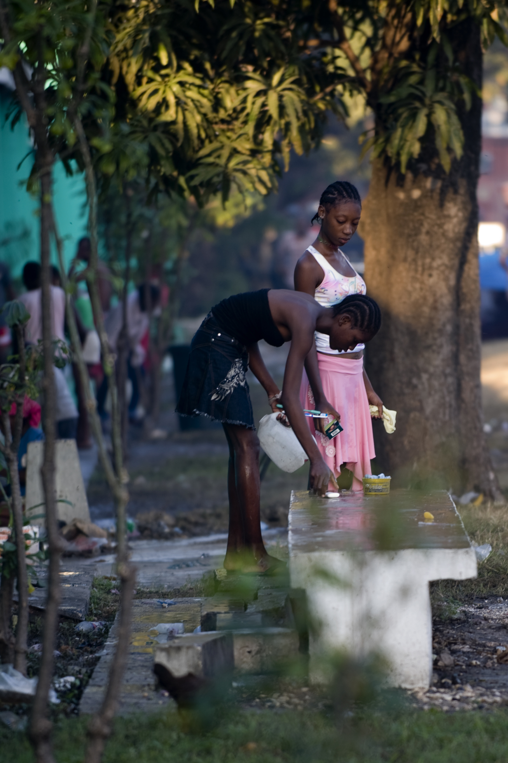 haitian women bathing