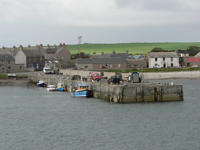 File:Whitehall Village - geograph.org.uk - 231807.jpg