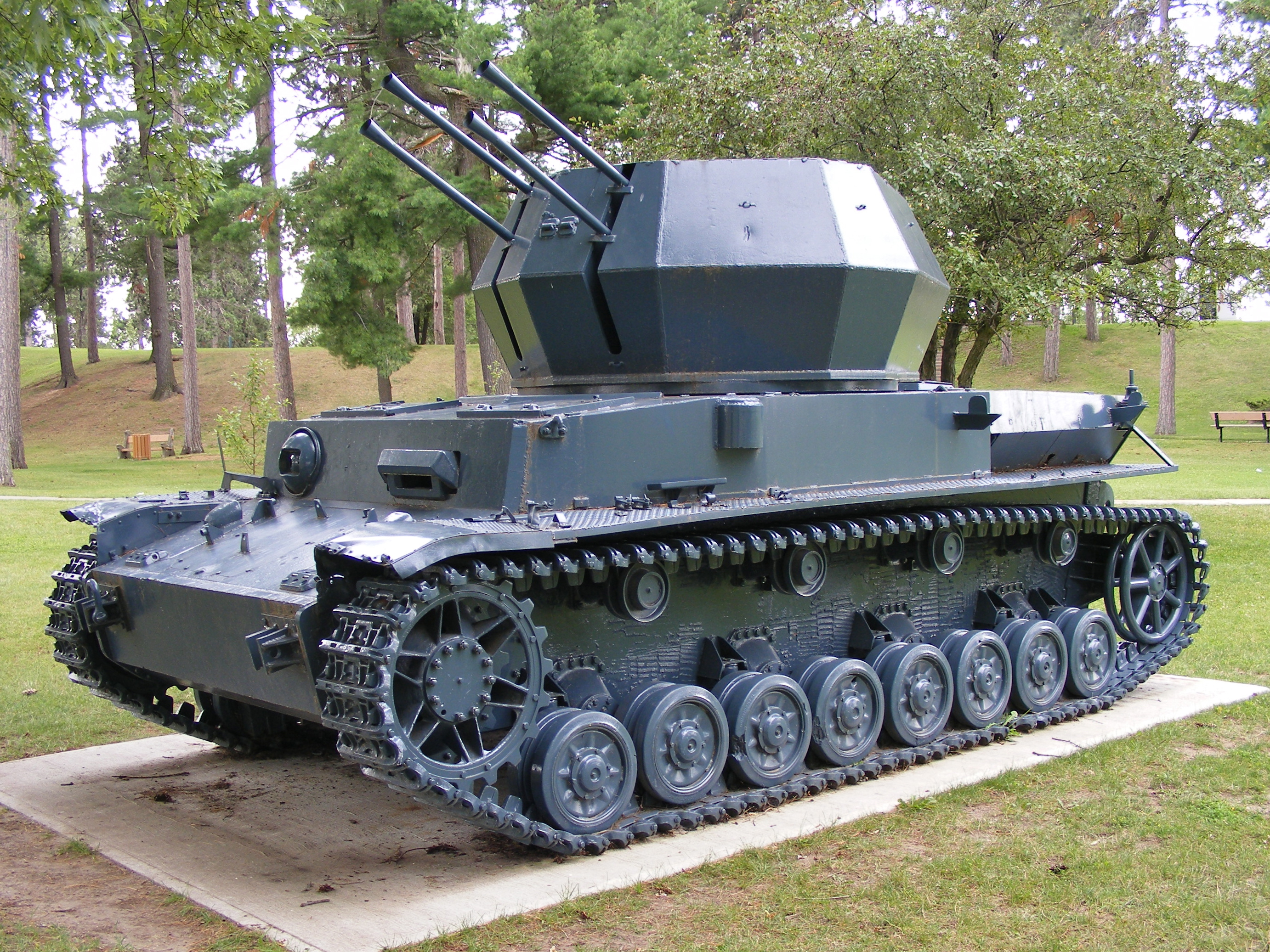 Wirbelwind_CFB_Borden_4.jpg (2764×2073)