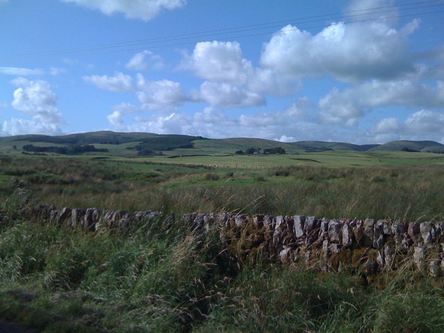 File:A view to the north - geograph.org.uk - 1421629.jpg