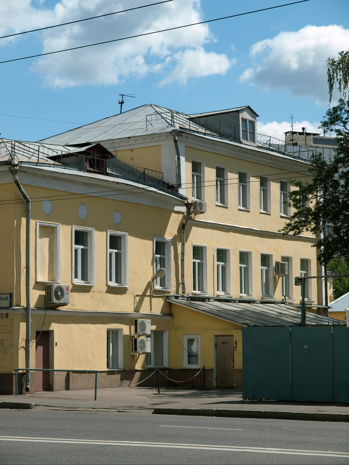 Бакунинская улица. Бакунинская улица городская усадьба Сычева. Бакунинская 15. Бакунинская улица дом 1833 года. Бакунинская 6.